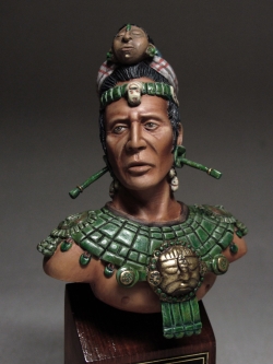 Бюст вождя майя